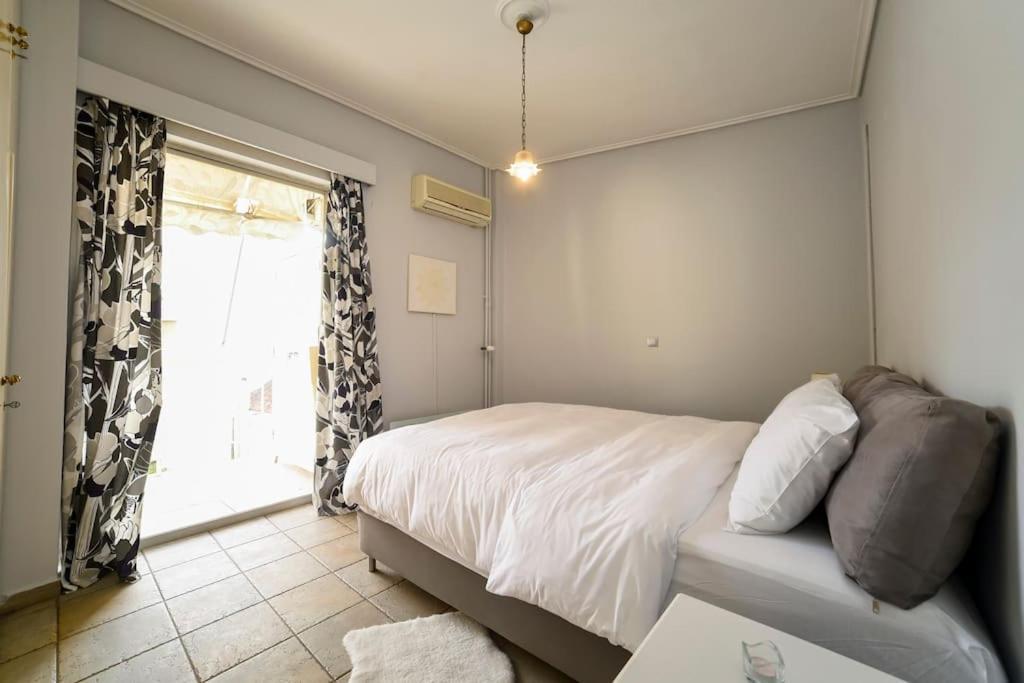 Myrto-Apartments-Atene Esterno foto