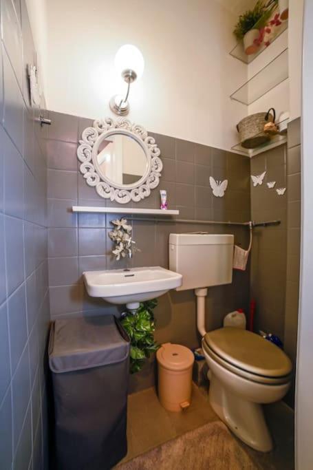 Myrto-Apartments-Atene Esterno foto