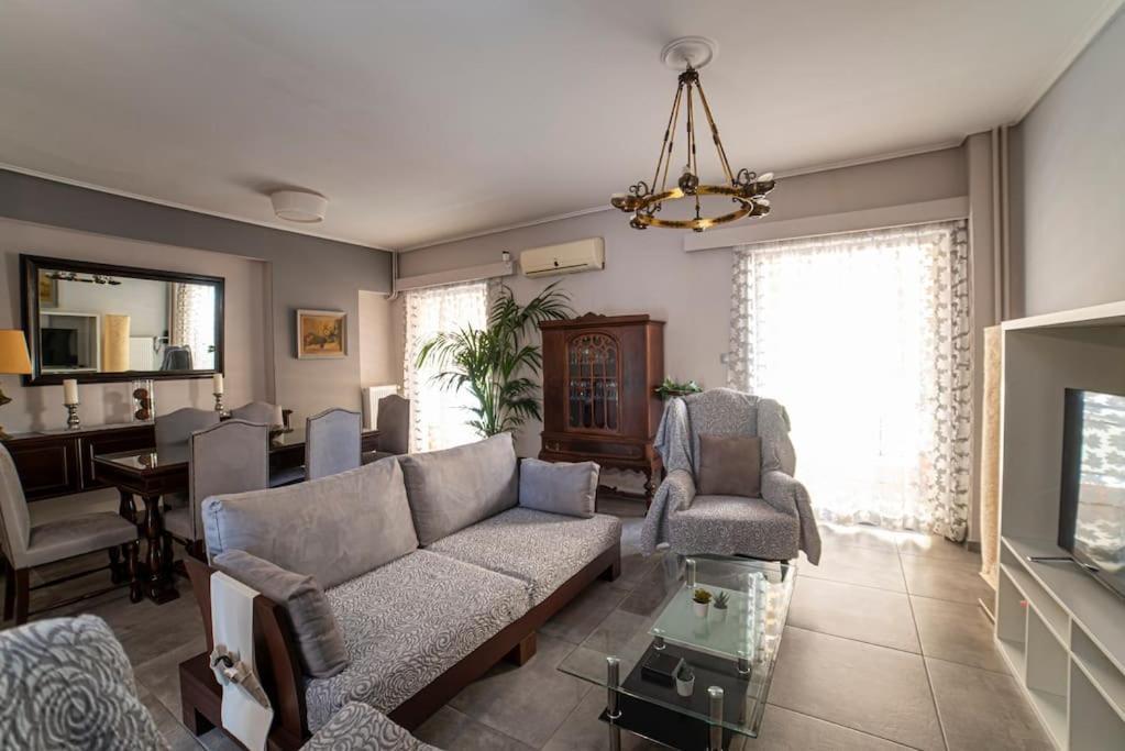 Myrto-Apartments-Atene Esterno foto